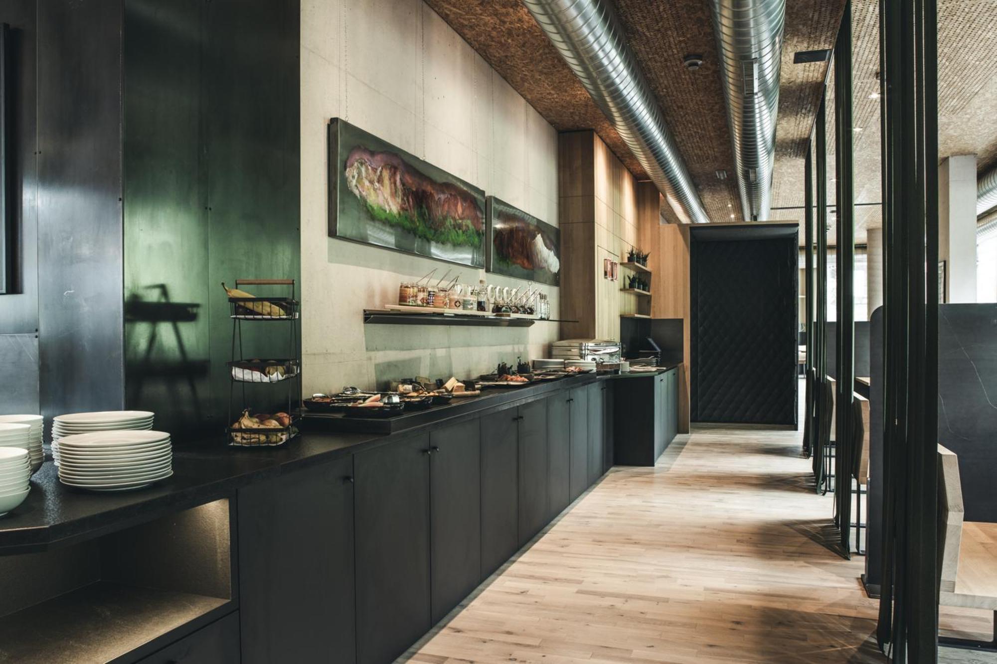 Hotel Arlmont 4 Stern Superior 圣安东阿尔贝格 外观 照片