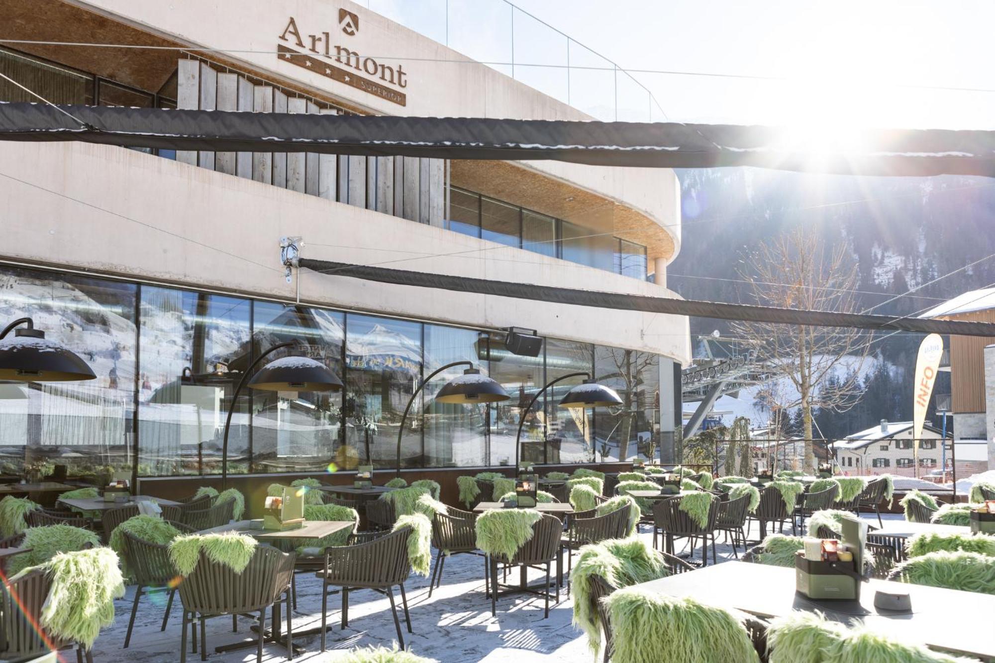 Hotel Arlmont 4 Stern Superior 圣安东阿尔贝格 外观 照片