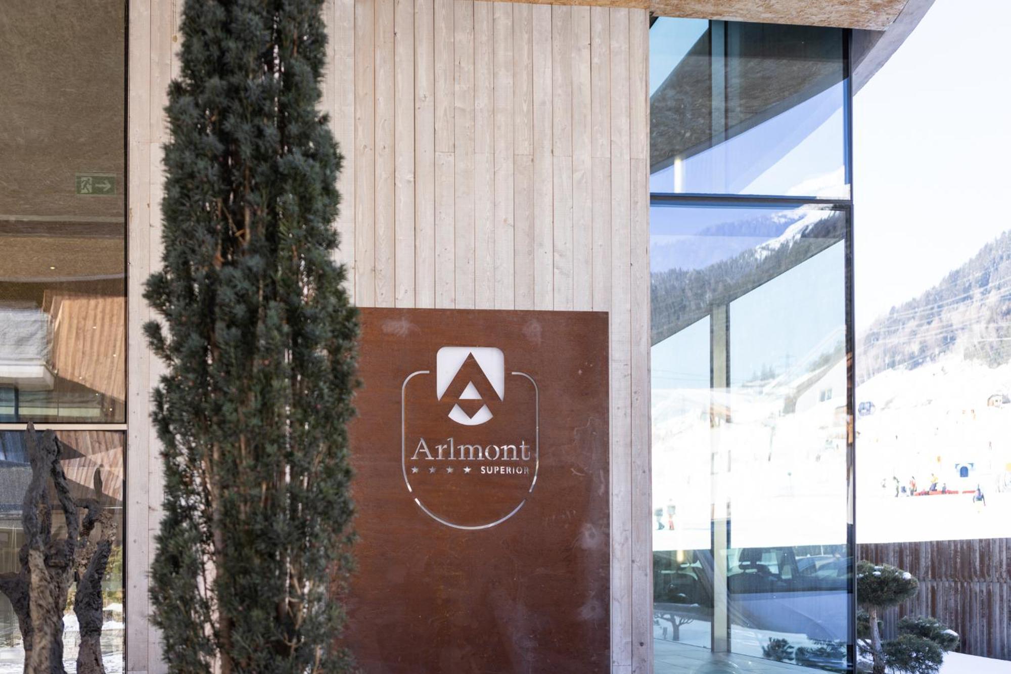 Hotel Arlmont 4 Stern Superior 圣安东阿尔贝格 外观 照片